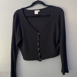 Long sleeve button up cropped shirt